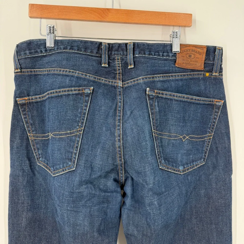 Lucky Brand 221 Original Straight Jeans Mens 36x32 Dark Wash Denim Indigo